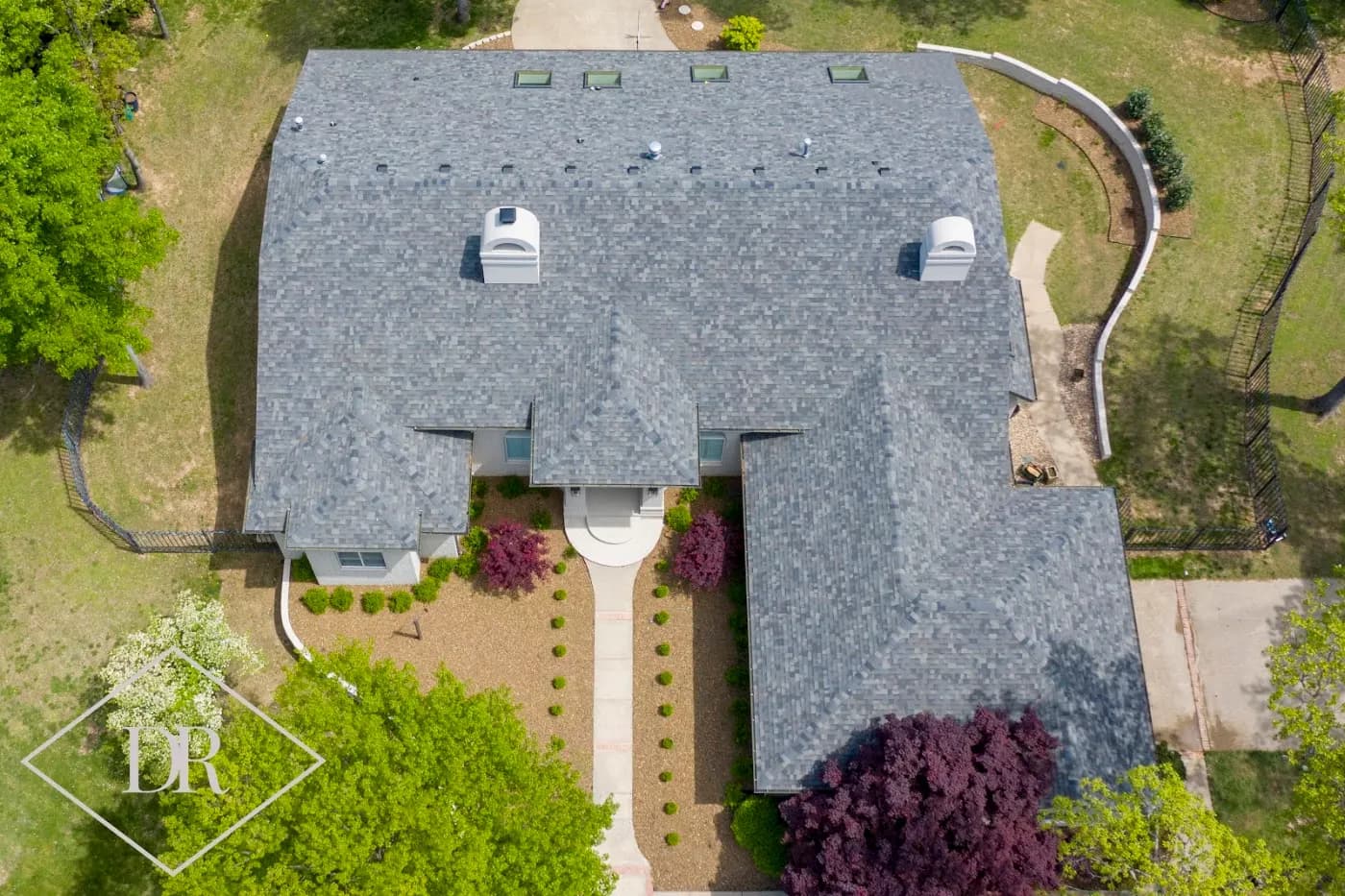 Diamond Roofing LLC photo from the Google listing