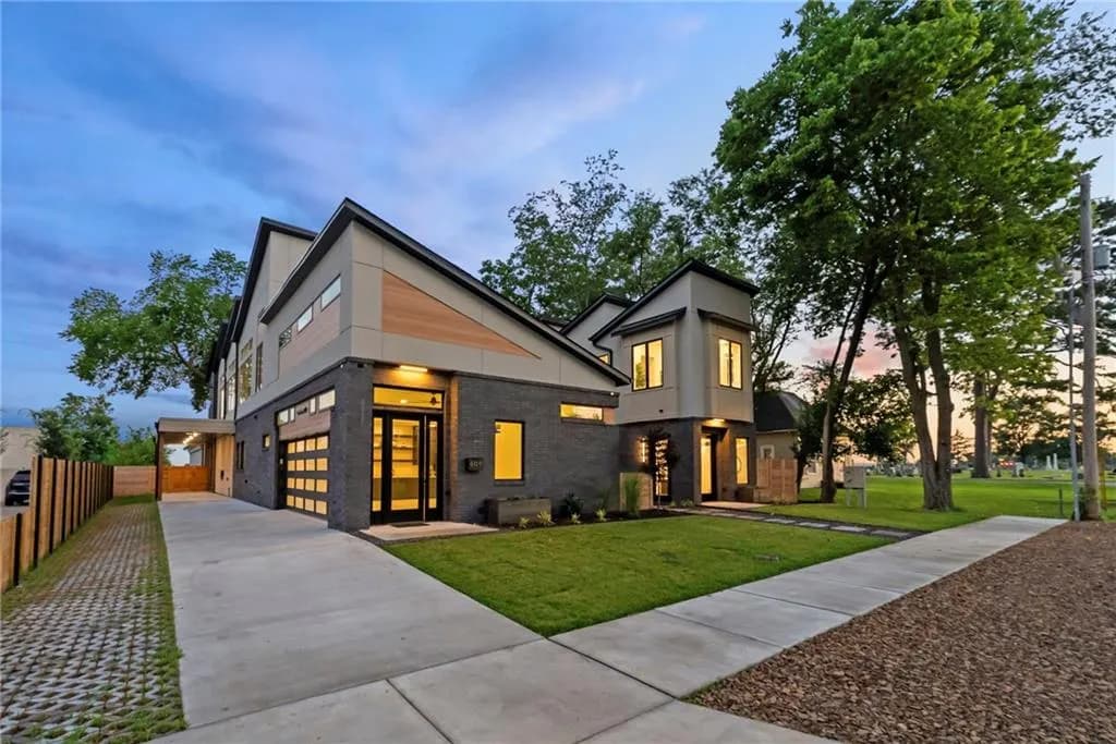 Elite Garage Door Services of Washington County photo from the Google listing