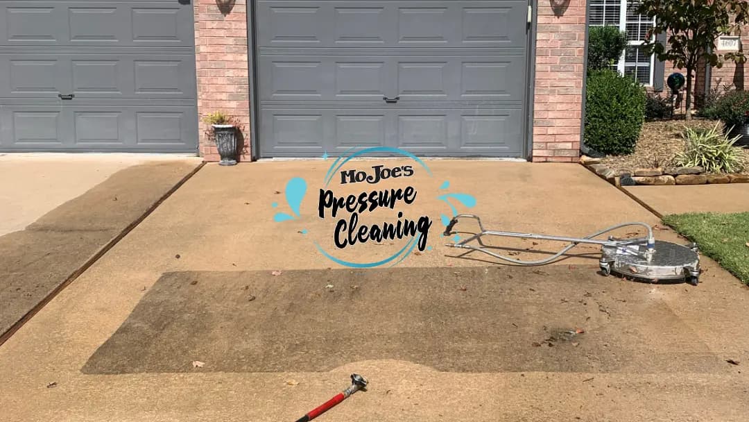 MoJoes Pressure Cleaning photo from the Google listing