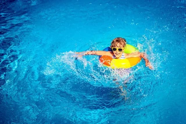 Ron's Pool Service photo from the Google listing