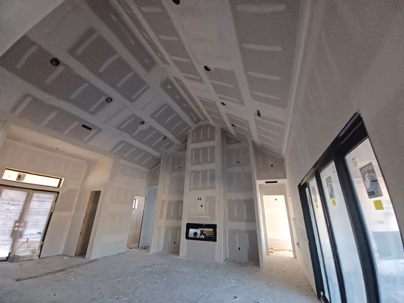 M R DRYWALL photo, Remodeling in Farmington, AR