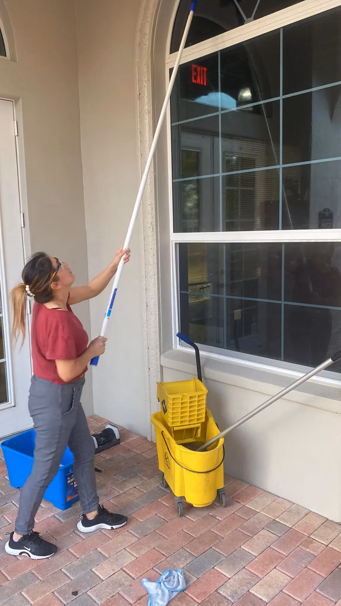 Multi-Service Clover photo, House cleaning in Siloam Springs, AR