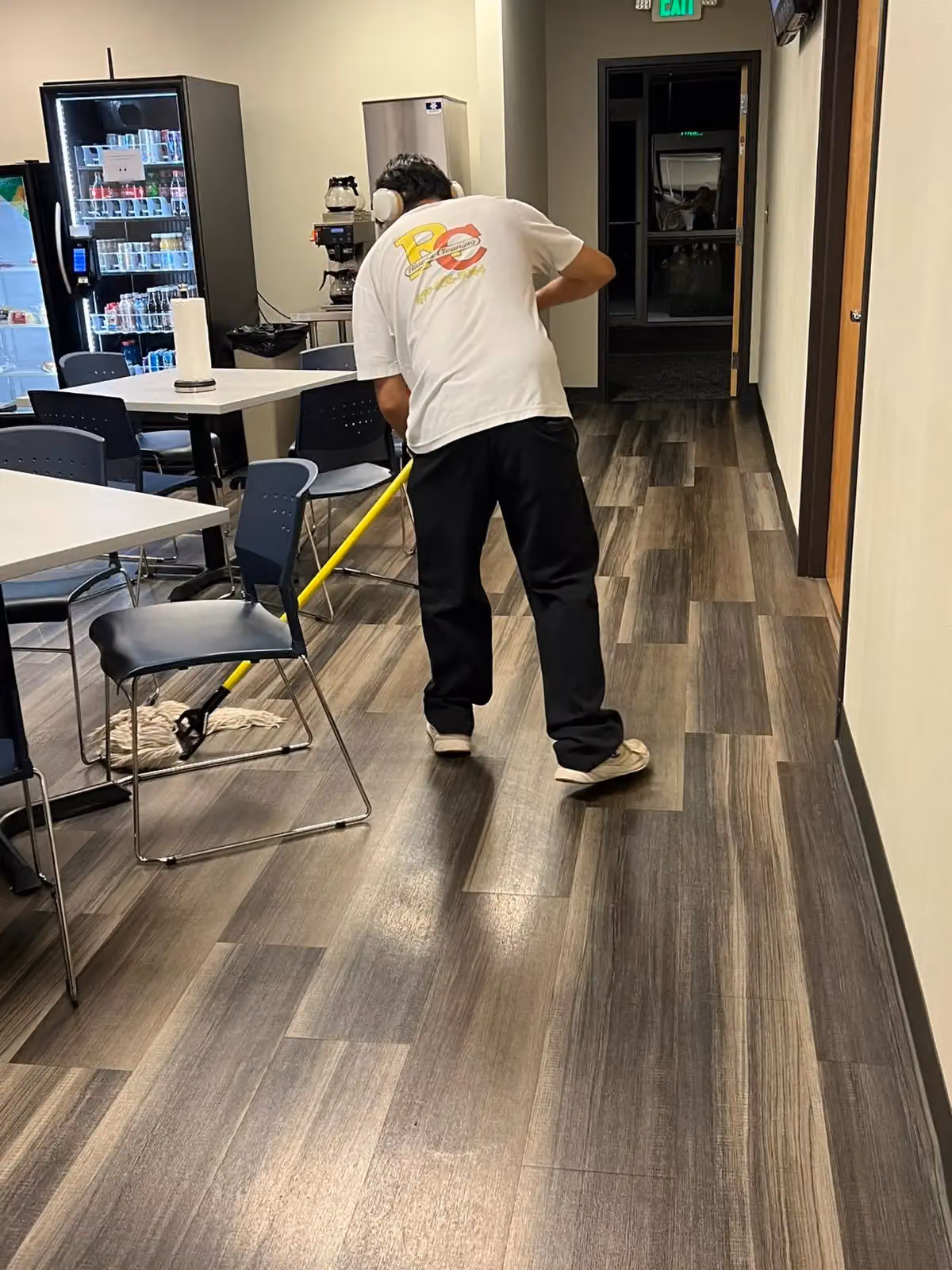 Rivera Cleaning LLC photo, House cleaning in Rogers, AR