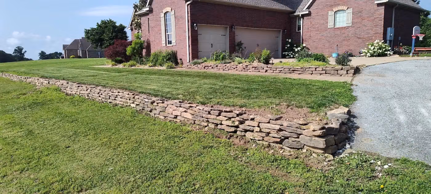 A Personal Touch Landscape and Lawn Care photo, Landscaping and lawn care in Northwest Arkansas