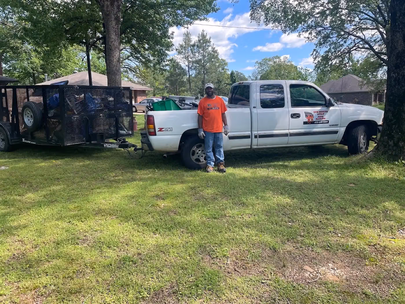One Minute Away Junk Hauling photo, Junk removal in Northwest Arkansas